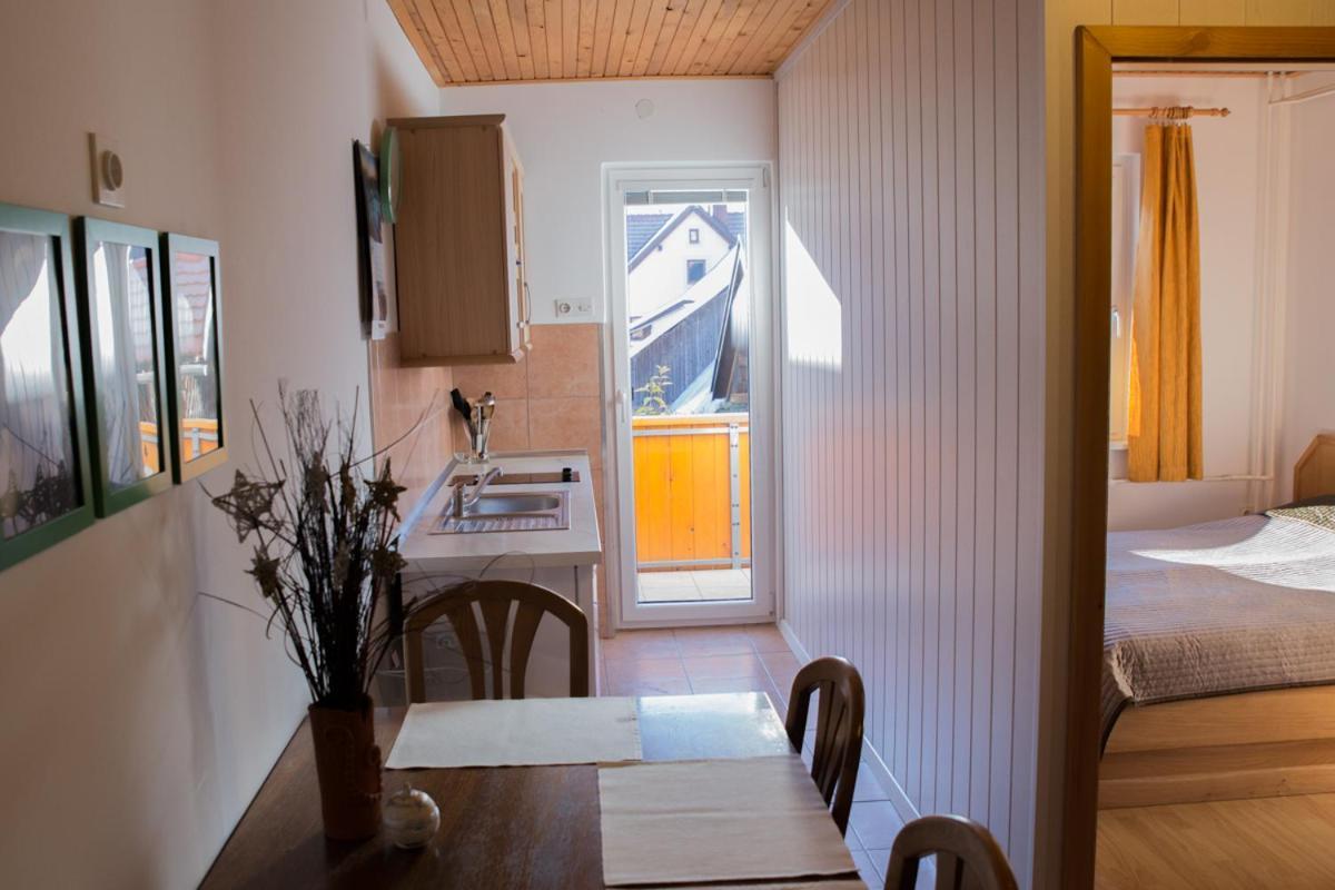 Apartmaji Luka Lägenhet Rateče Exteriör bild